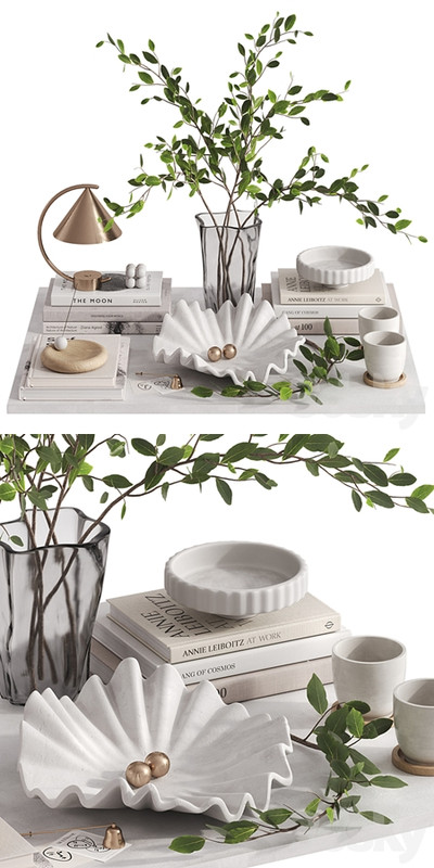 Decorative set with Meridian Lamp